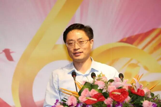 一家大神級的企業(yè)辦了一個低調(diào)的生日宴，速來圍觀！